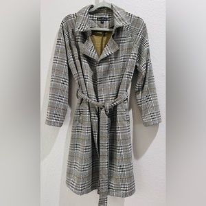 Wrap Coat. Size Medium.